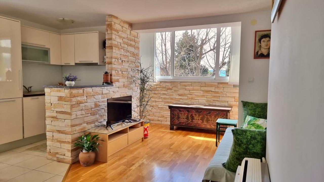 Apartment Tica Omiš Kültér fotó