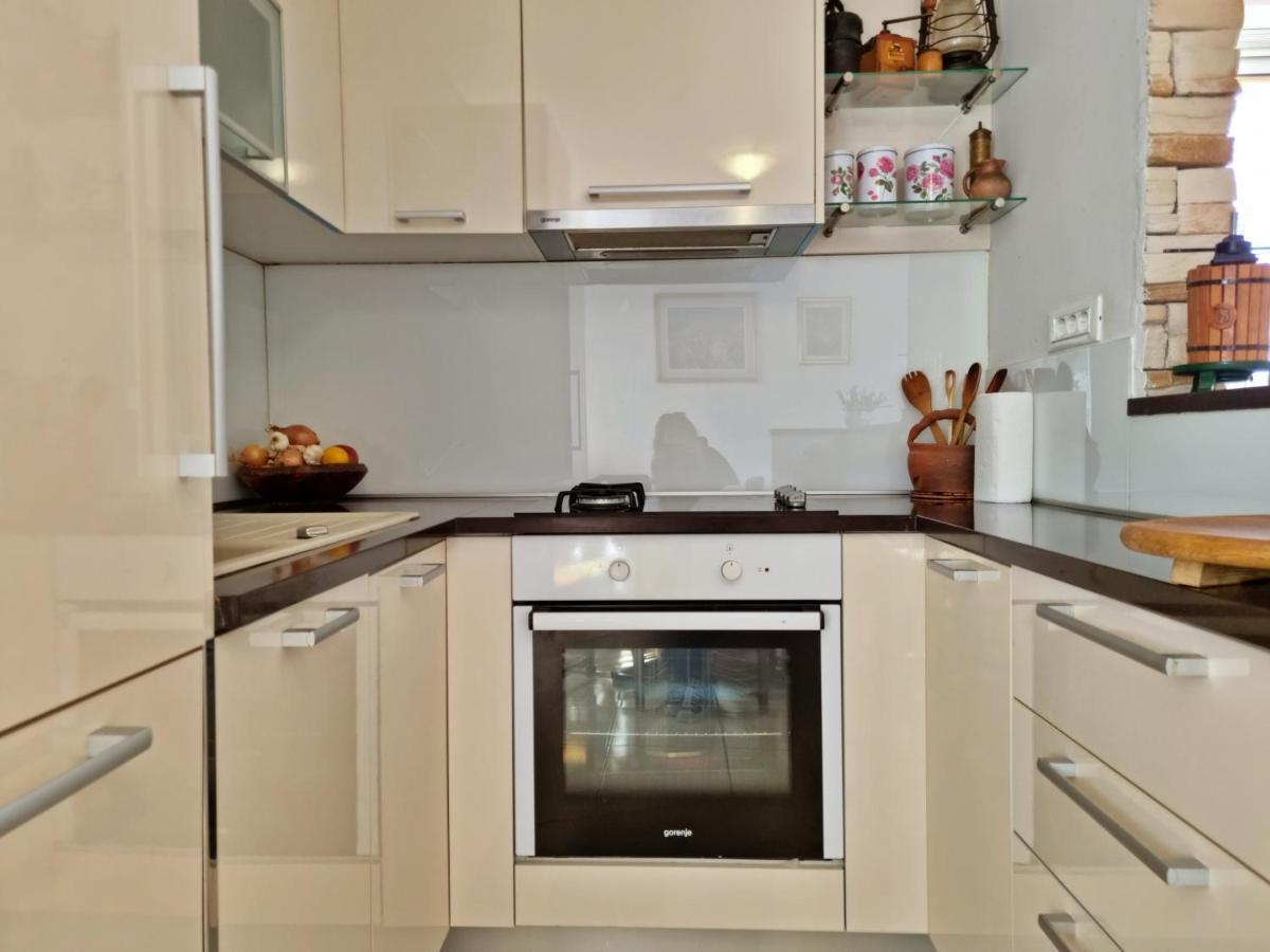 Apartment Tica Omiš Kültér fotó